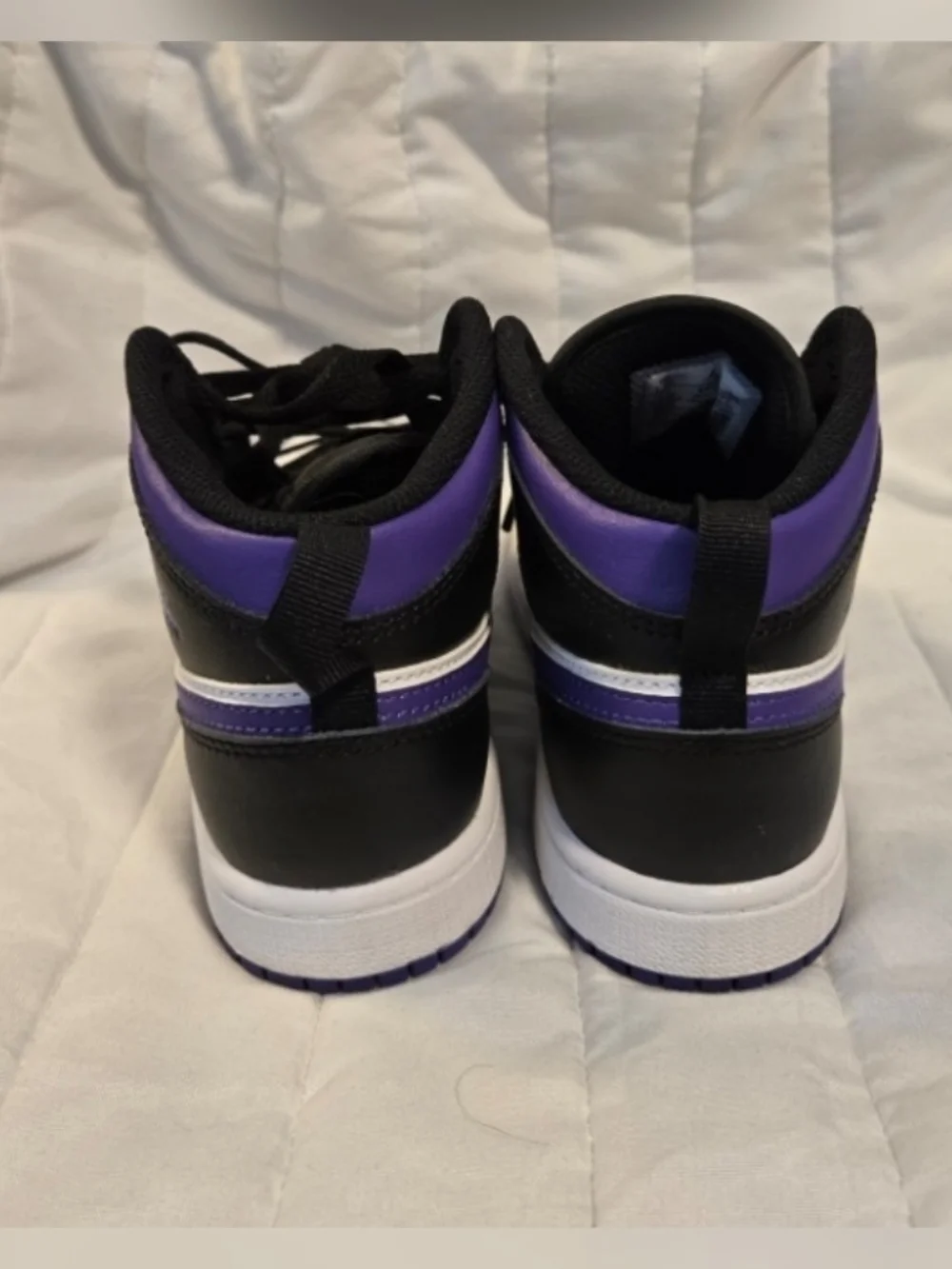Nike Jordan 1 Mid (PS) Youth Black/White/Purple Sneakers Size 1.5Y